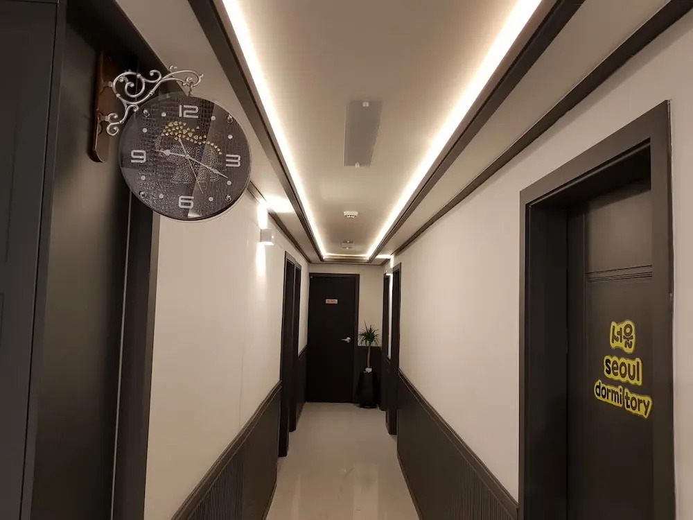 We Home Guesthouse - Hostel