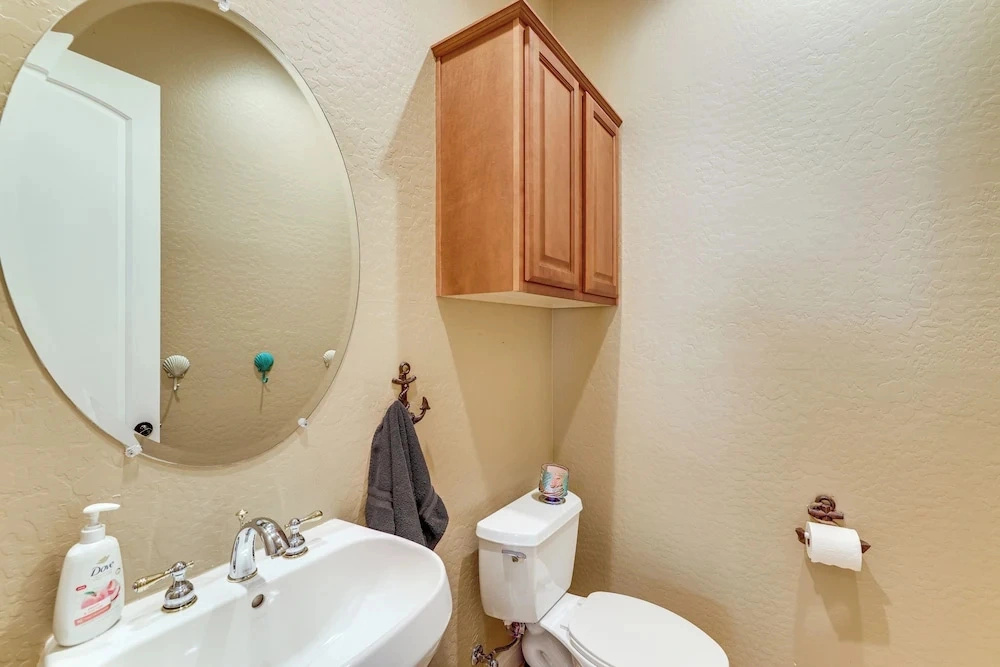 Pool, Hot Tub, Toys! Family Home, 4 Mi to Luke AFB