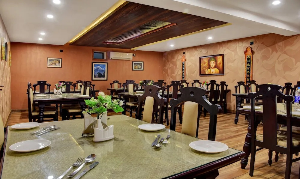 Hotel Venkatesh Regency
