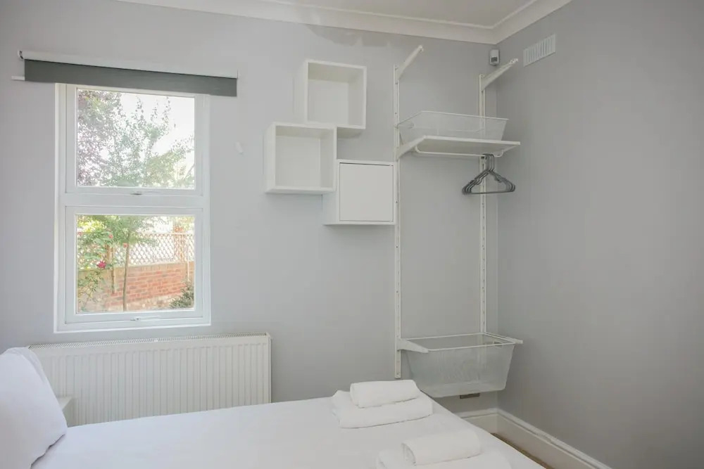 Three Bedroom Apartment in Willesden Green