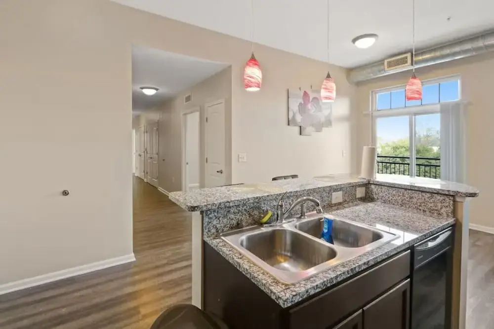 Cozy 3bd, 3BA Downtown Indy