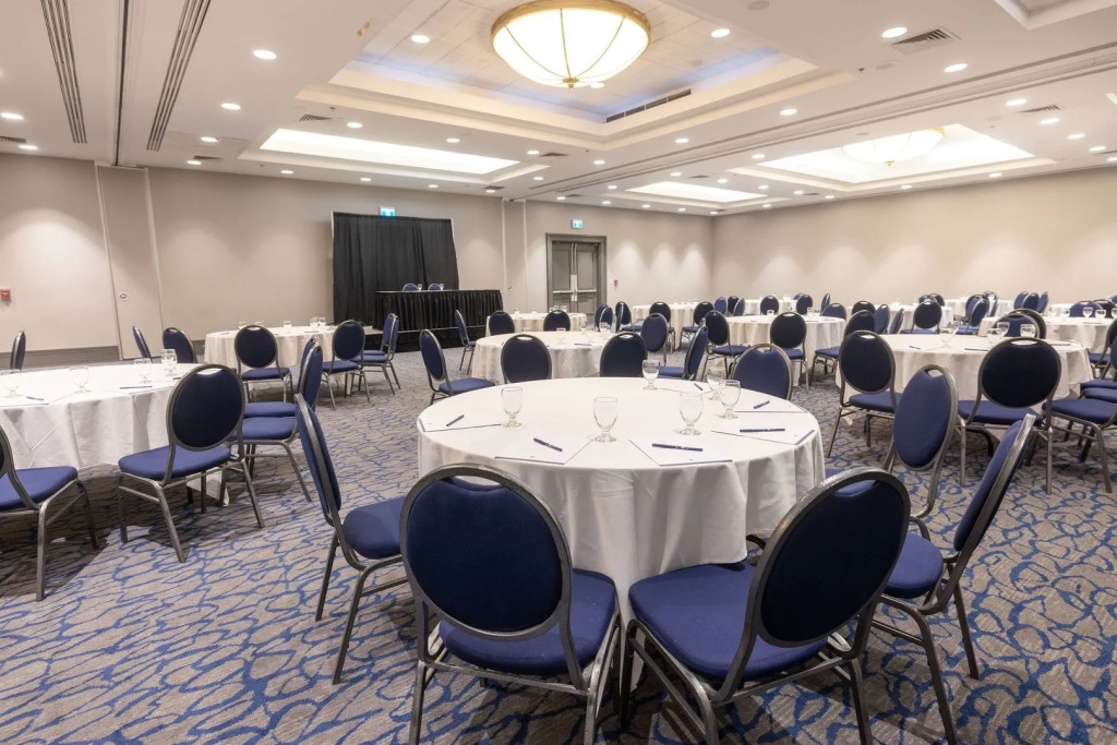 DoubleTree by Hilton Calgary North