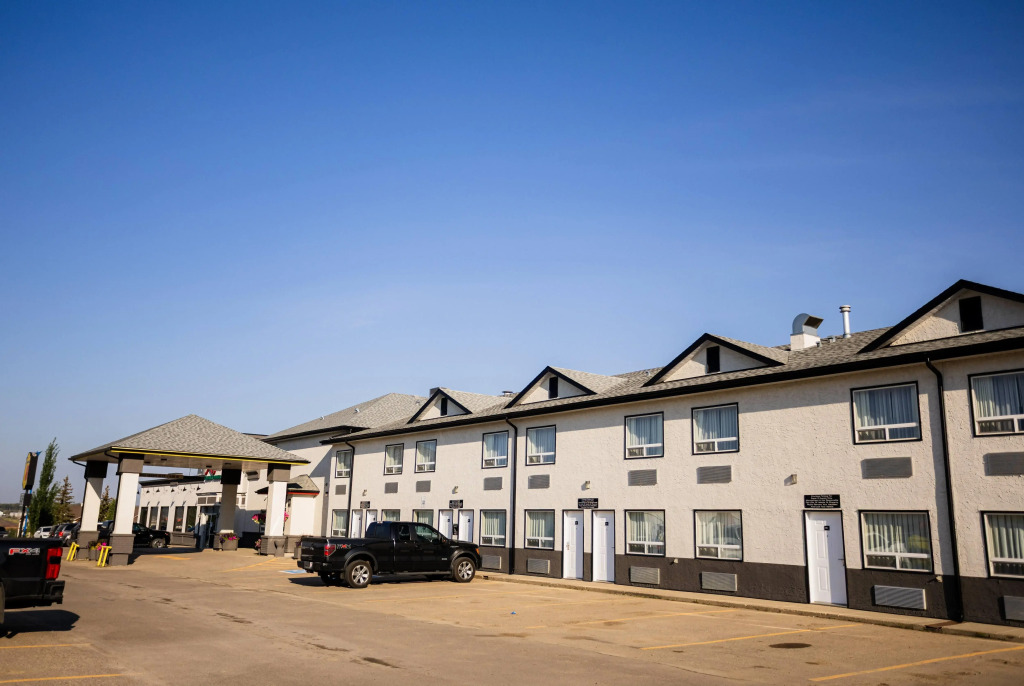 Super 8 by Wyndham Drayton Valley