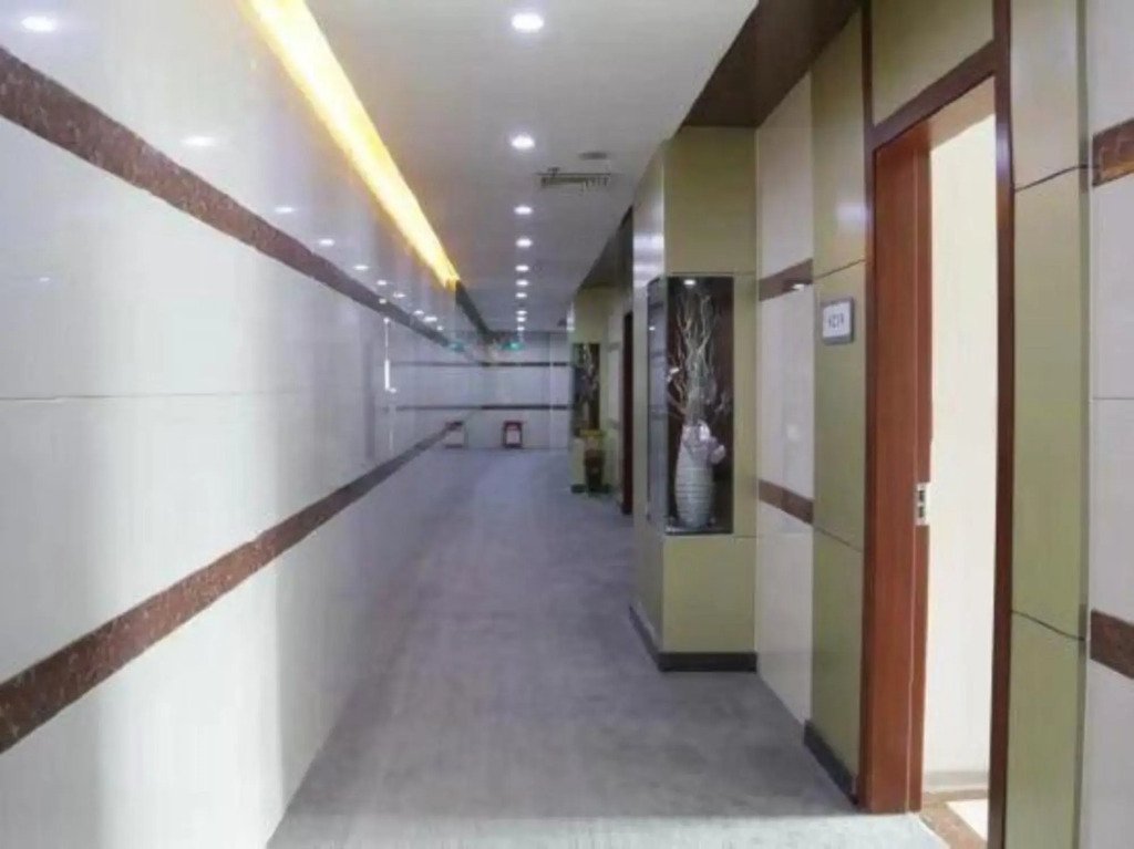 Jinzhu Business Hotel