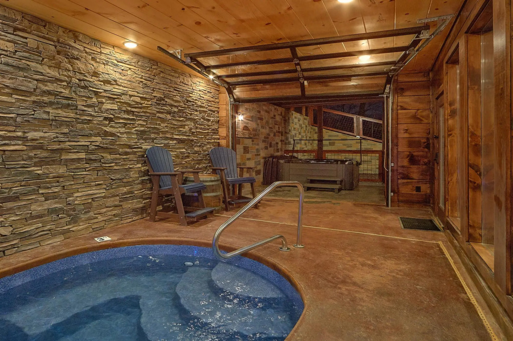 Barrel Top Lodge in Gatlinburg
