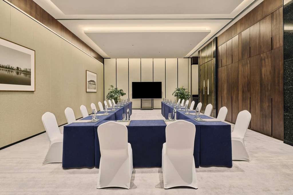 Secan Hotel Qingdao, Curio Collection By Hilton