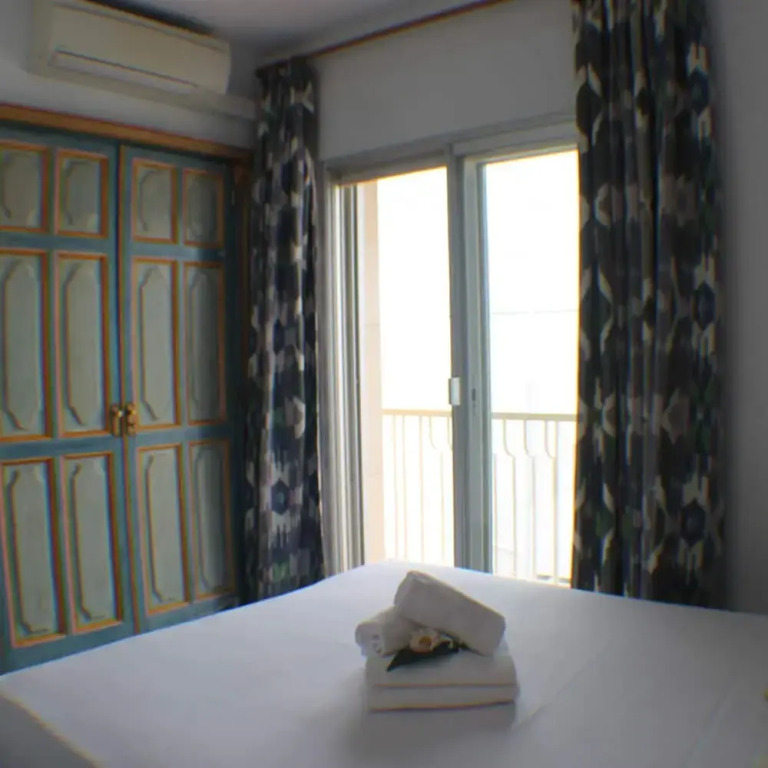Avenida 5A in Roses With 3 Bedrooms and 2 Bathrooms