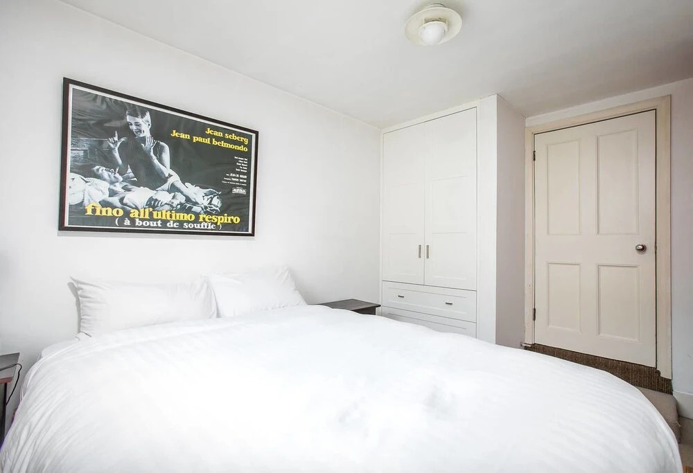 Designer 1 bed in Heart of West Kensington