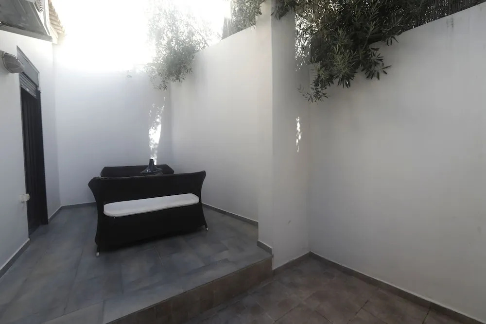 Gazi Boutique Apartment 2
