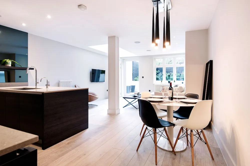 Homely And Chic 2 Bed Apartment