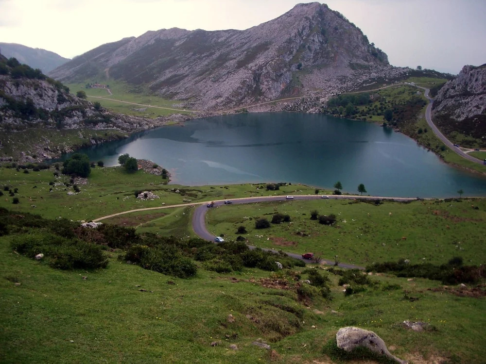 Beautiful Family House With Pool Near the Beach and the Mountains of Asturias