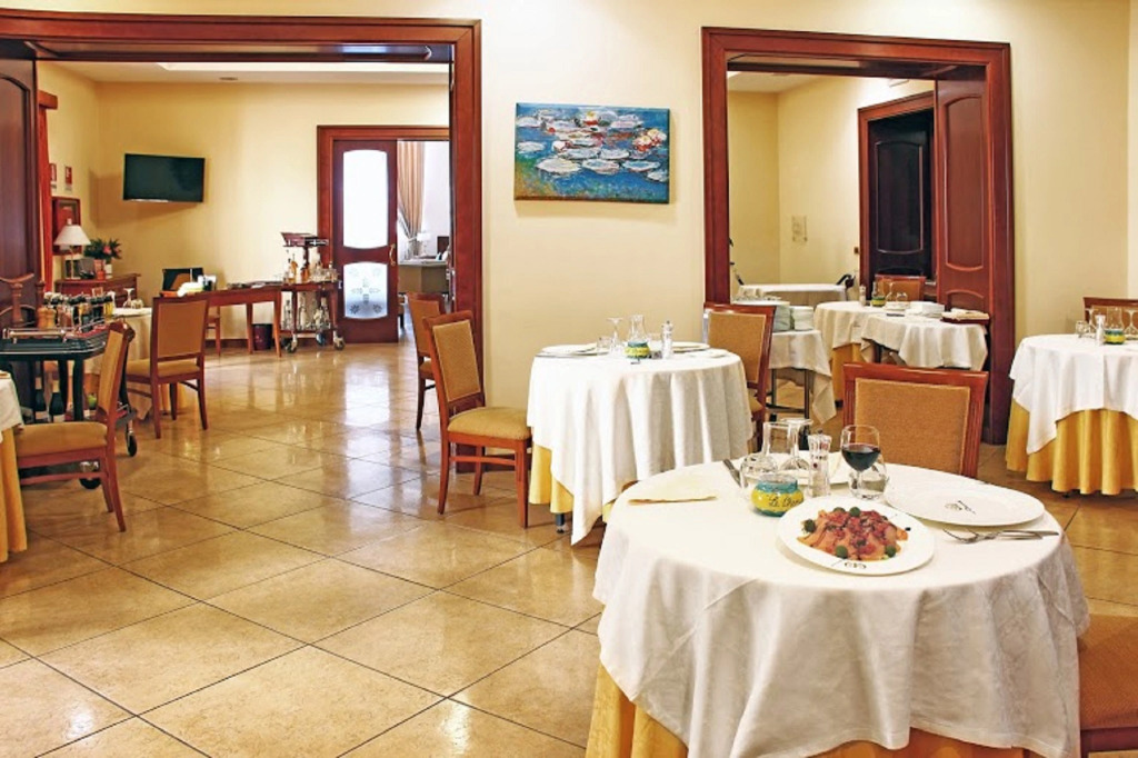 Le Cheminée Business Hotel Napoli