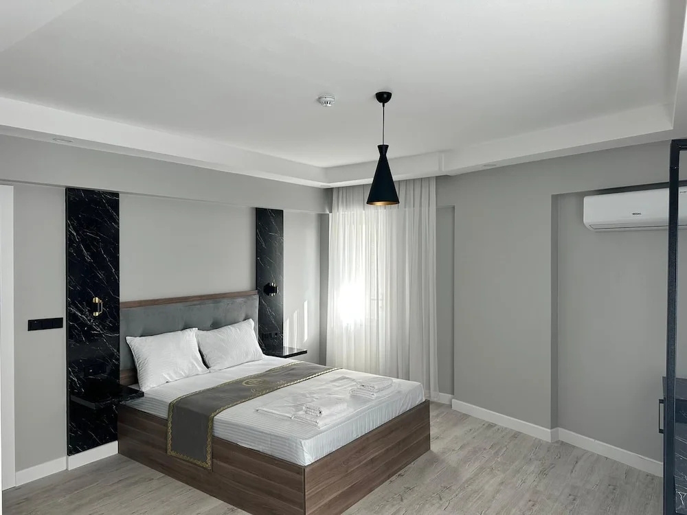 Luvıra Hotel