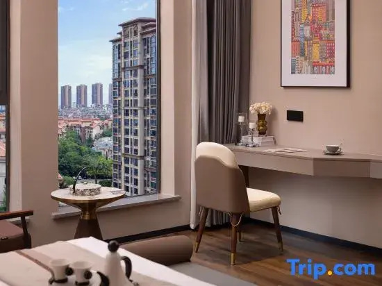 M.Plus Designer Hotel (Chengdu Longquanyi World Trade Plaza Branch)