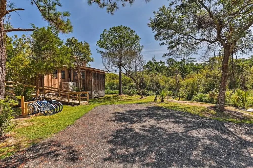 Outer Banks Island Cottage - 1 Mi to Frisco Beach!