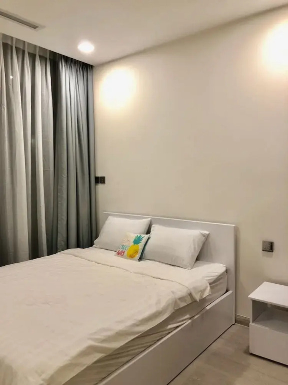 Mins Apartment - Vinhome Golden River