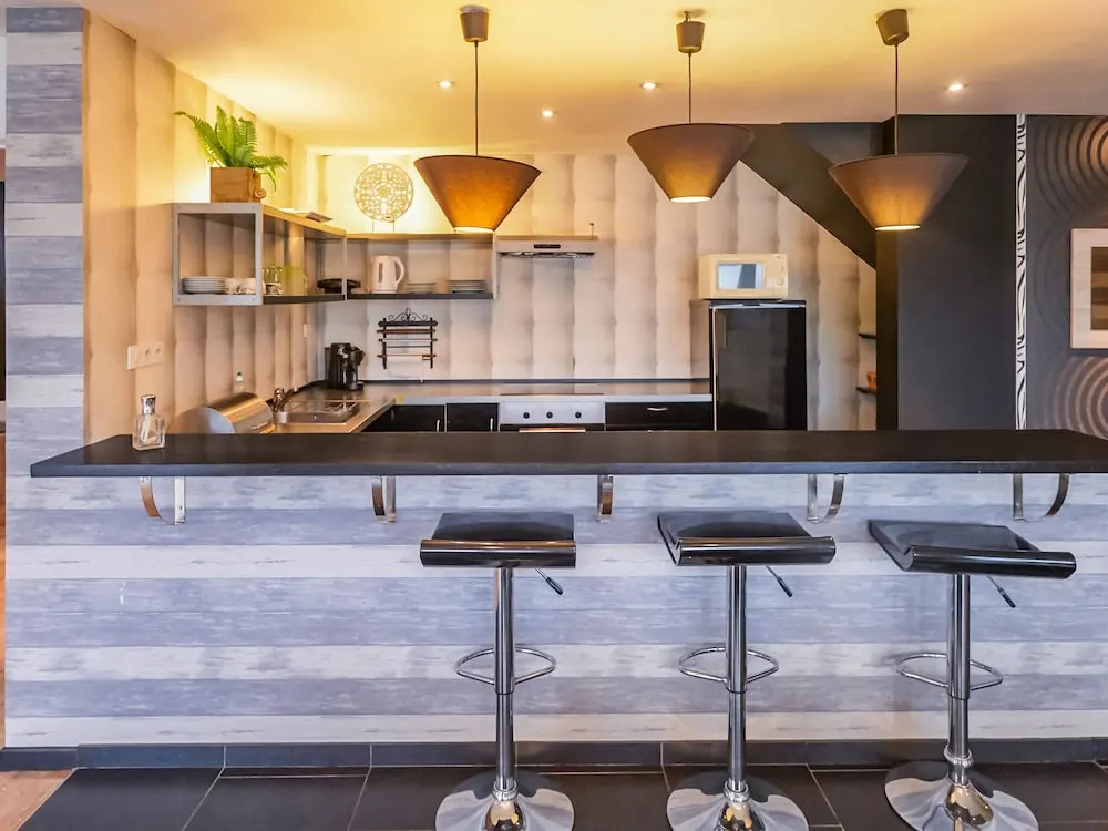 Cosy Chalet in Géromont with Garden and Barbecue