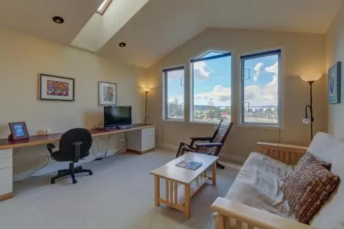 Sunset View House