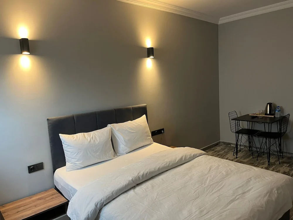 Tuzla Grand