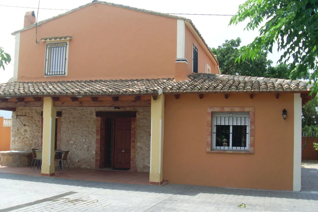 Villa Almendros