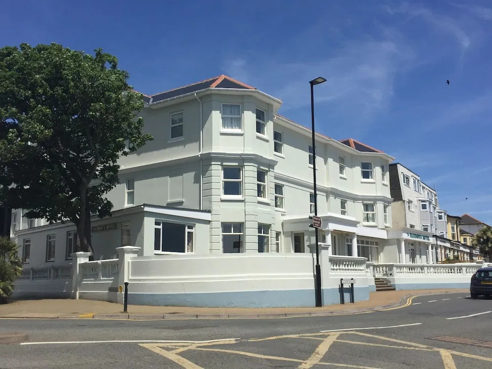 The Sandown - Seafront, Sandown, Isle of Wight - RETURN CAR FERRY FROM 99 POUNDS
