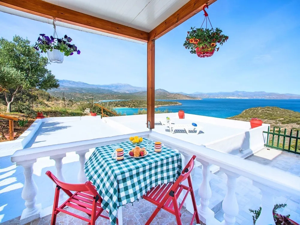 Stunning Apartment in Agios Nikolaos Near Beach