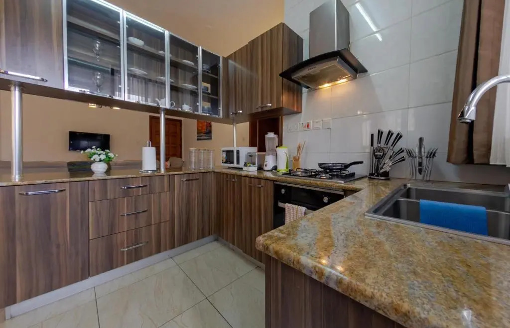 Fahari Suites by Homes By Della