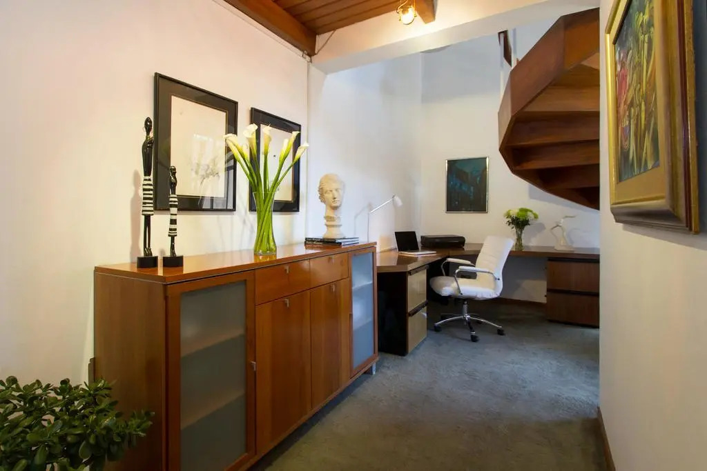 The Penthouse Lodge