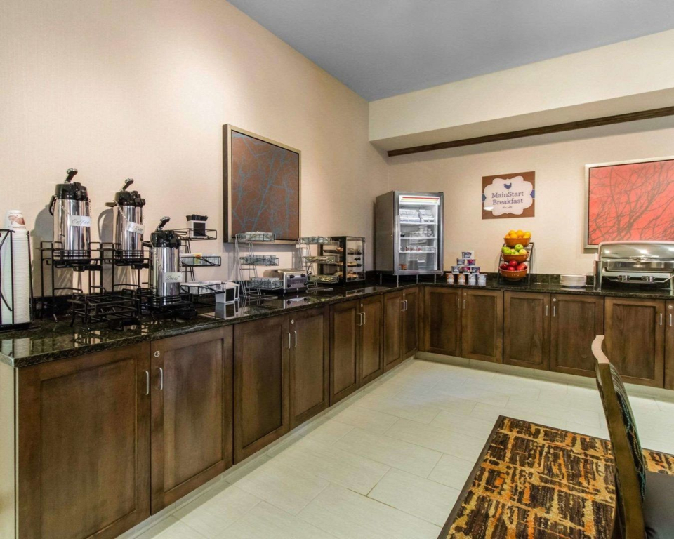 MainStay Suites Watford City - Event Center