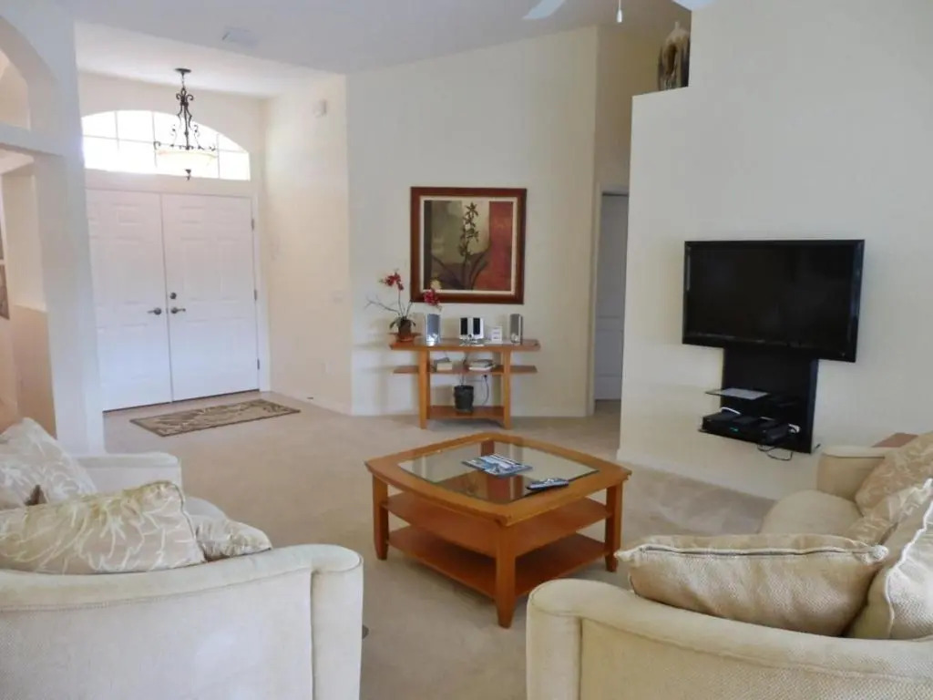 Broad Key Villa - Private Villa with heated pool and Spa - sleeps 8