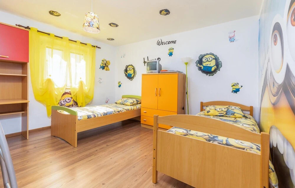Gorgeous Home In Kastelir