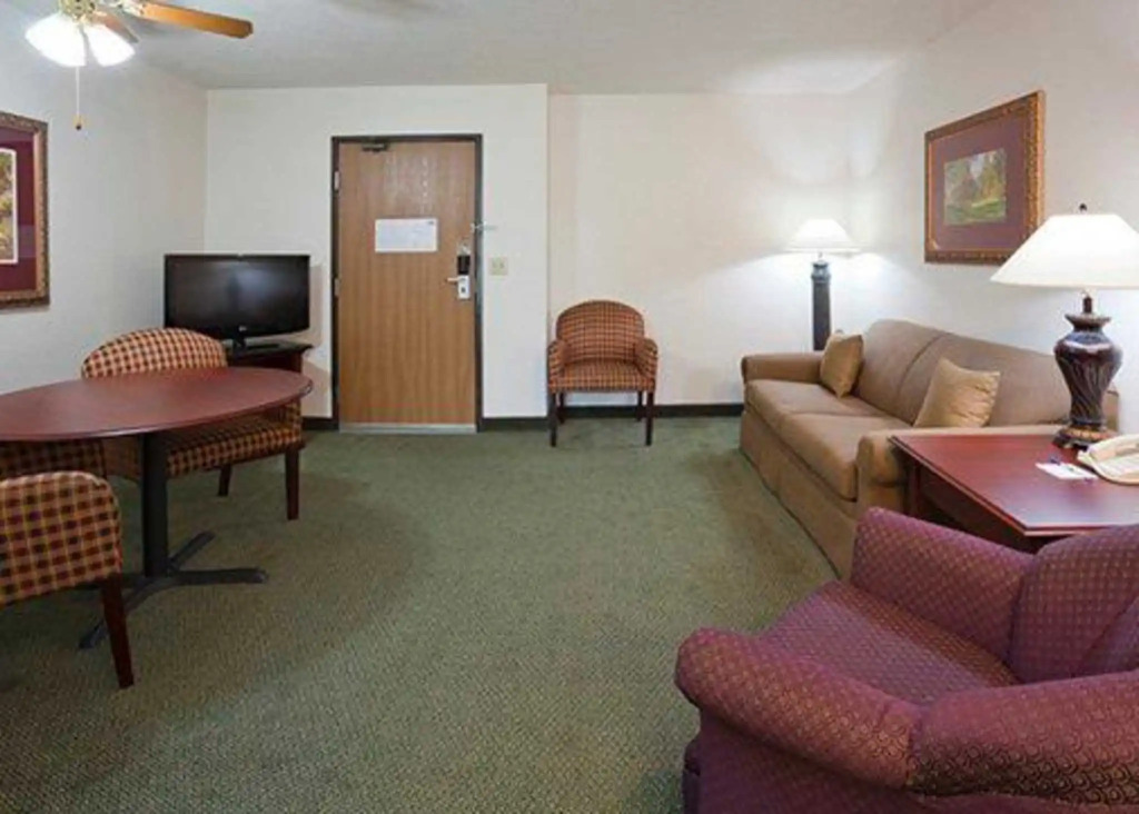 Blue Way Inn Eagan Extended Stay Minneapolis Airport Eagan North MN