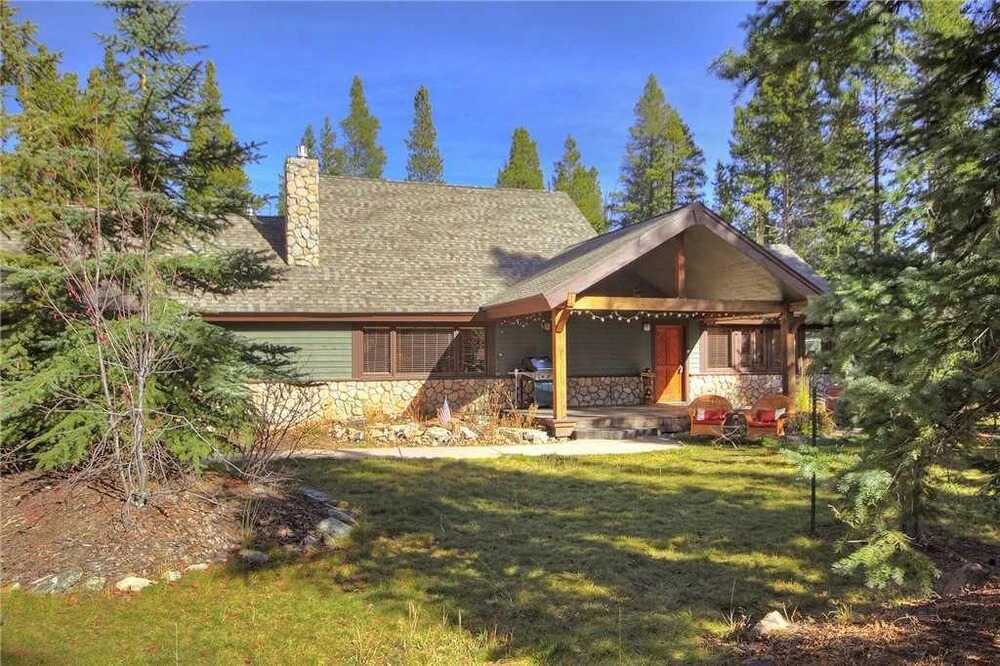 4033 Ski Hill Rd (Private Home with Hot Tub)