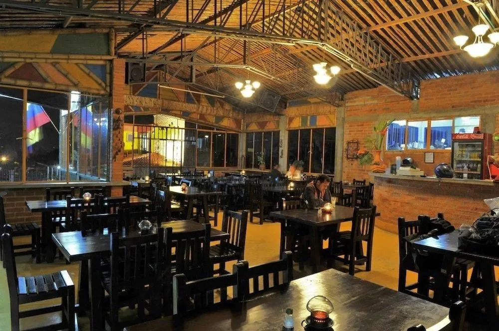 Mamatina Hotel