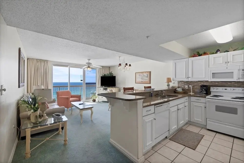 Pelican Beach 1008 1 Bedroom Condo by Pelican Beach Management