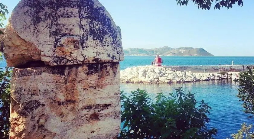 Yüzer Otel Seabella Kalkan