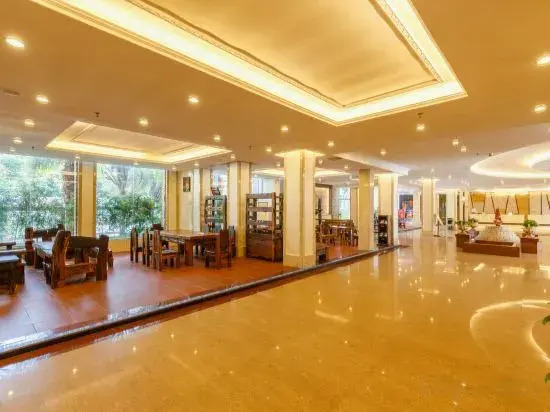 Huaxia Hotel