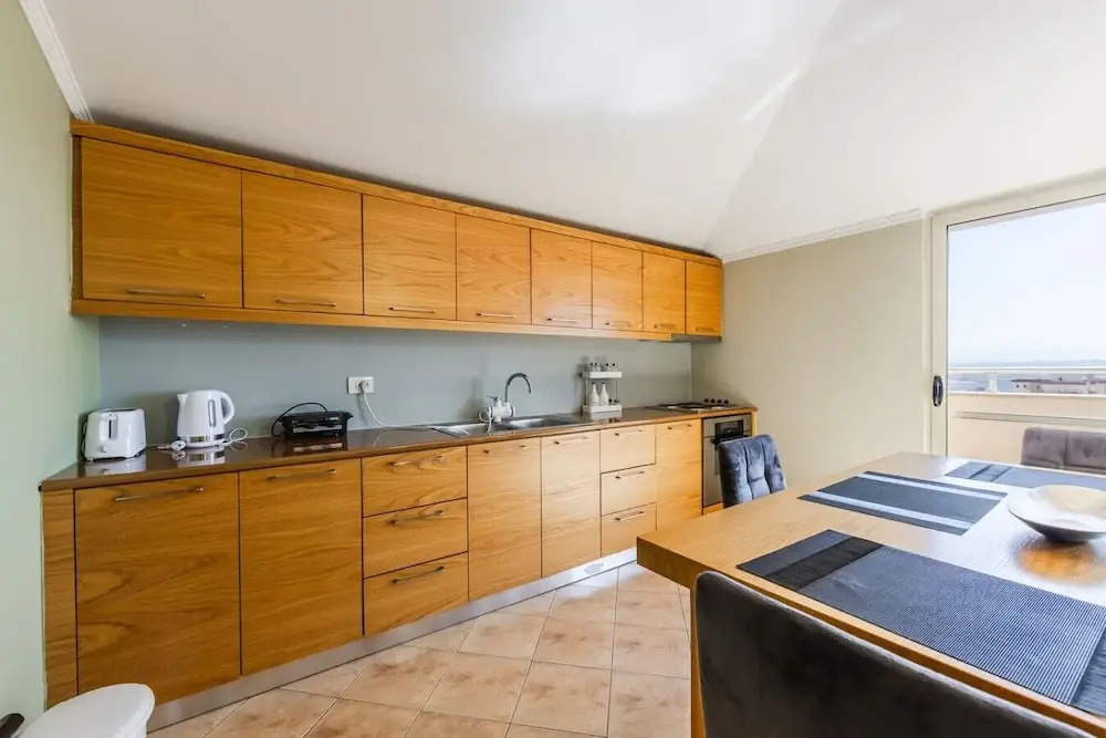 Bright Comfy 2BR Apartment by the Adriatic