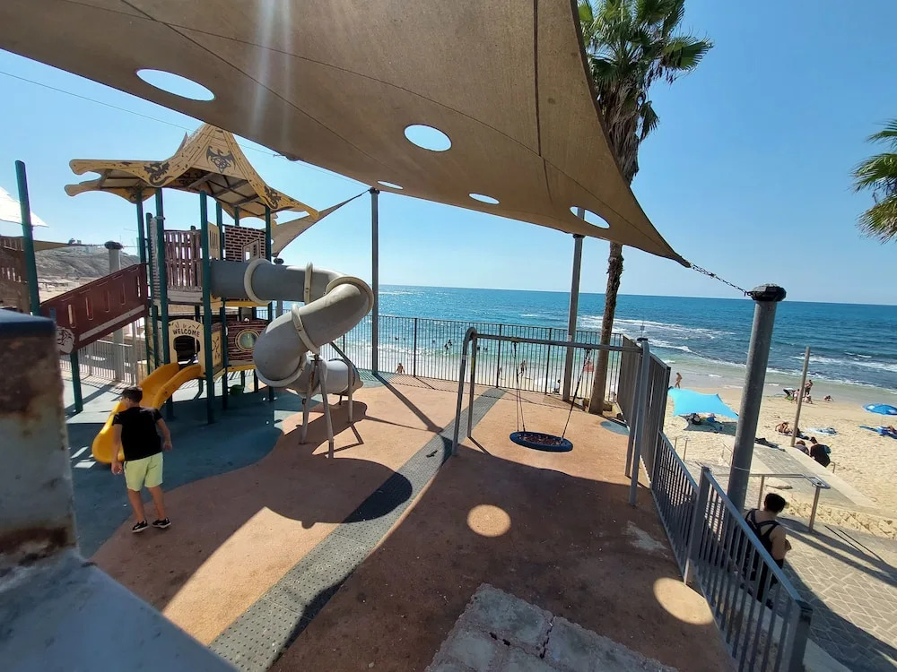 Jaffa Getaway