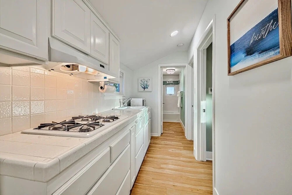 1185 Tamarack 4 Bedroom Home by RedAwning