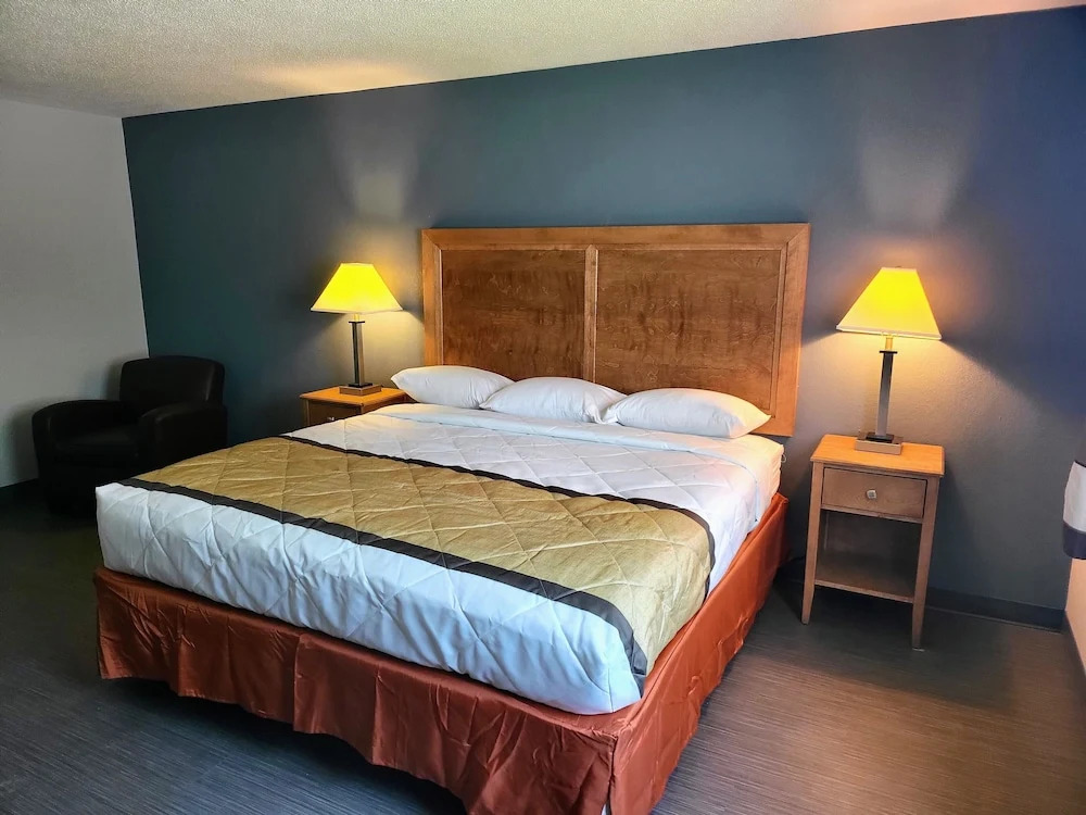 Travelodge by Wyndham Carlisle North