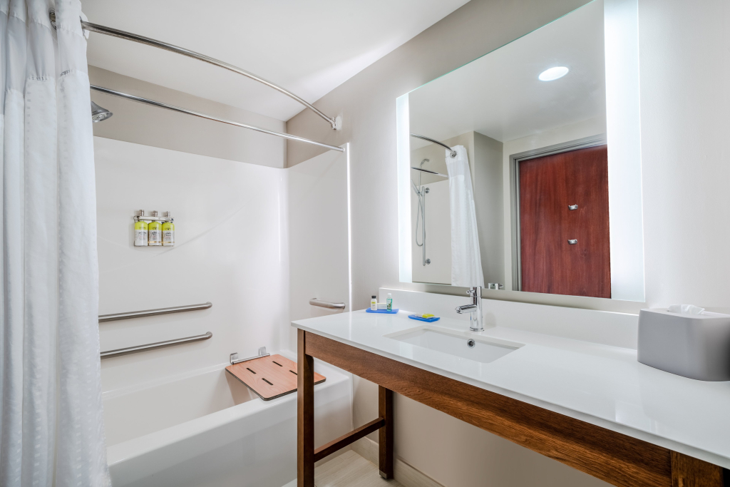Holiday Inn Express Hotel & Suites Tappahannock by IHG