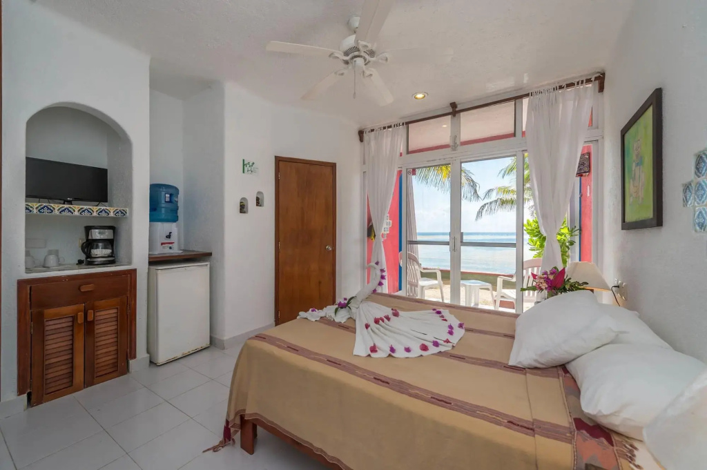 Del Sol Beachfront