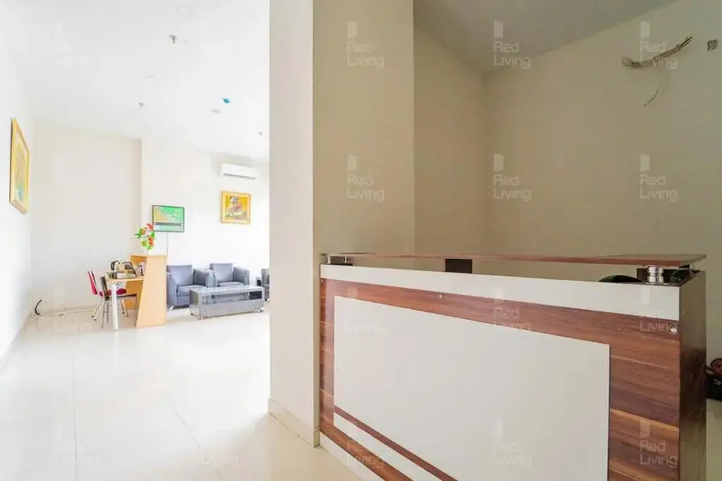 RedLiving Apartemen Green Lake View Cimanggis - WIN Property