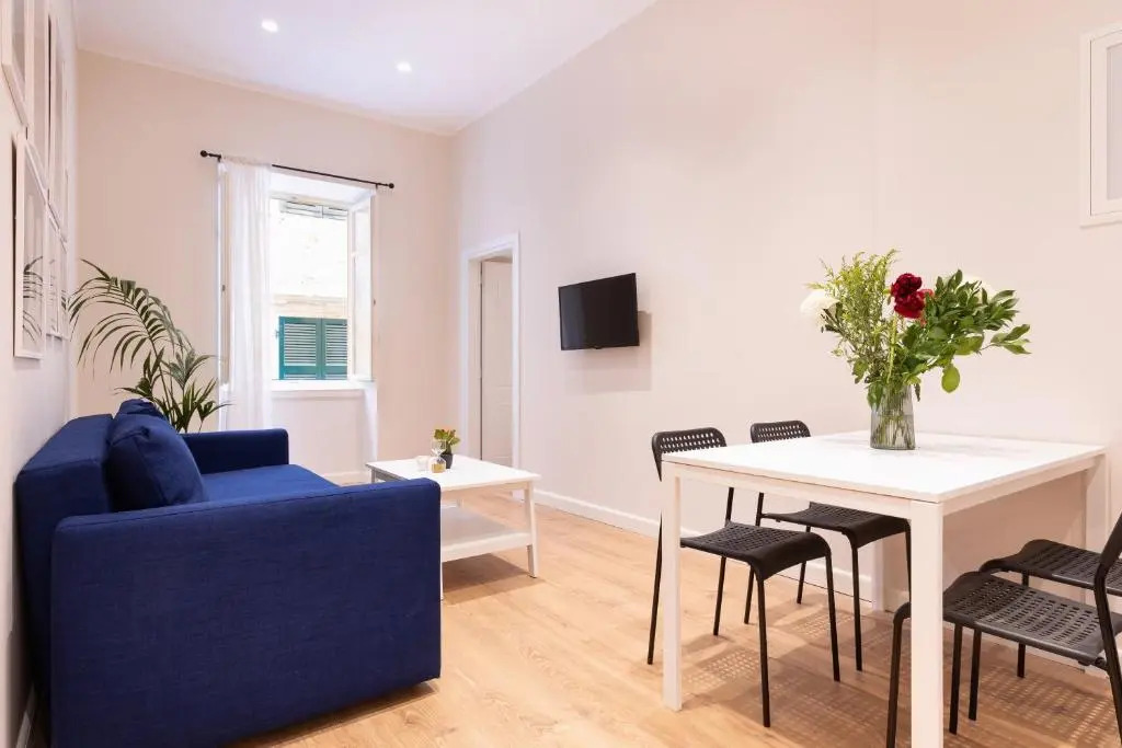Casa Moderna - Two Bedroom Apartment
