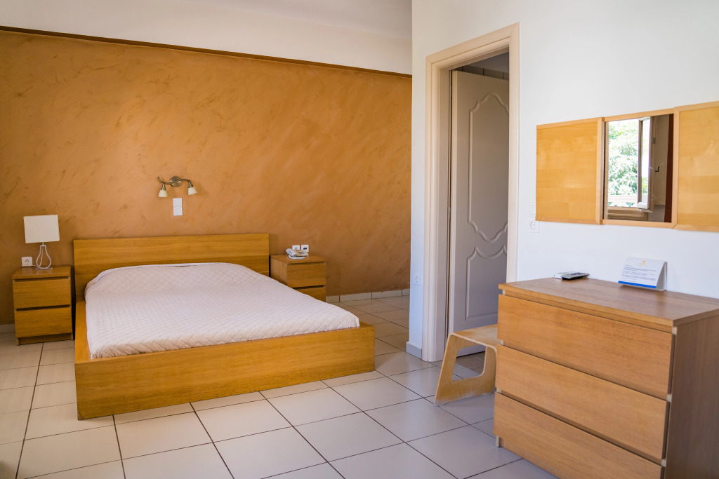 Rena Hotel