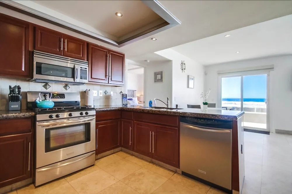 Belmont Shores I 2 Bedrooms 2 Bathrooms Condo