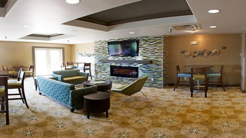 Holiday Inn Express Hotel & Suites Sioux Falls-Brandon by IHG