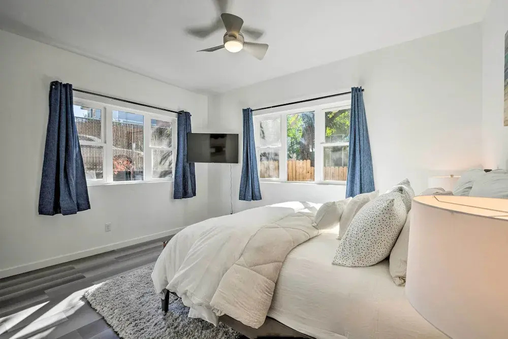 Modern Midtown Haven w/ Garage: Mt Rose Day Trips!