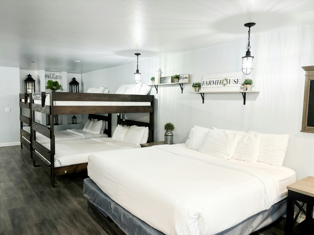 Metropolis Resort - Eau Claire
